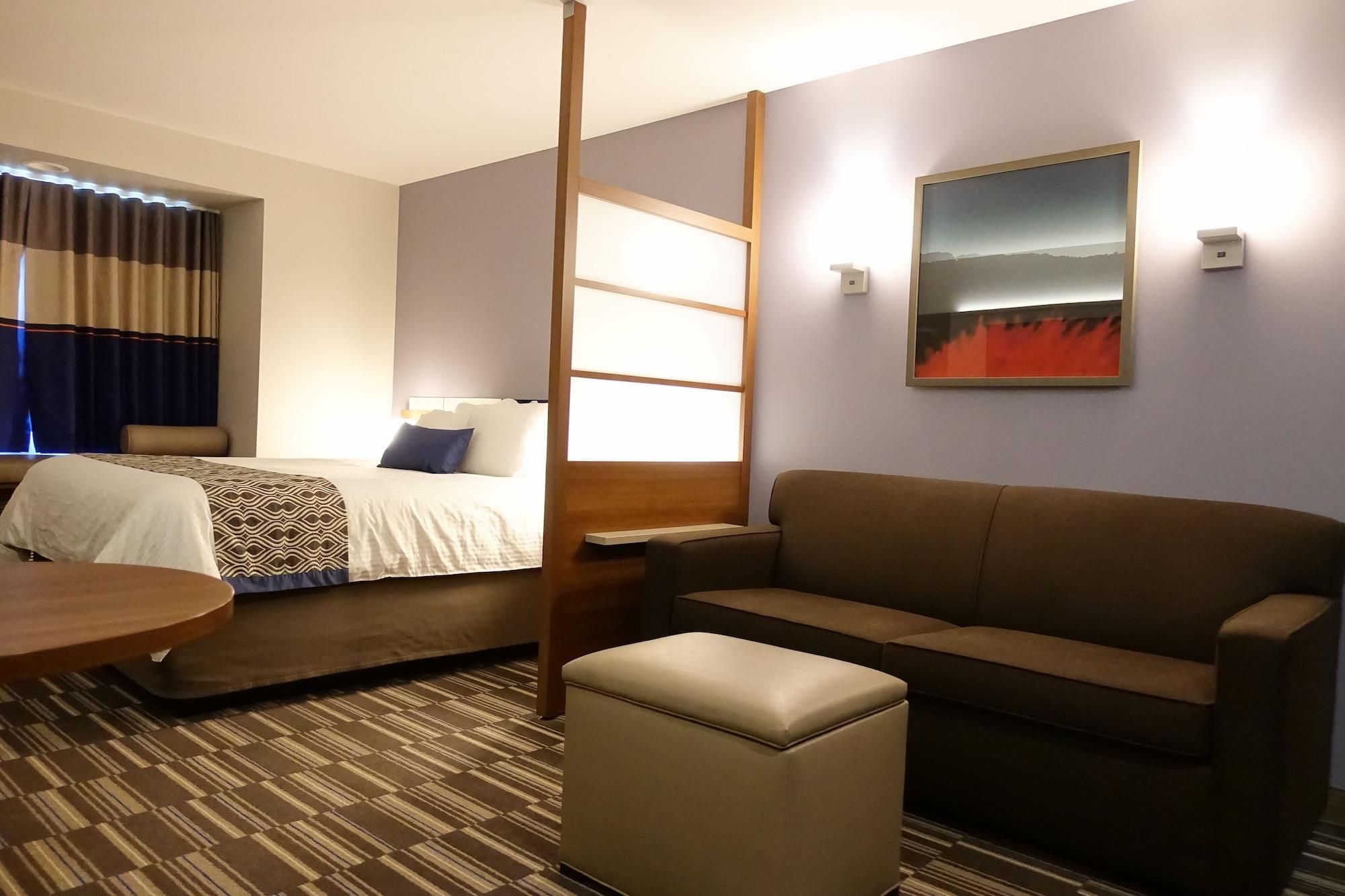 Microtel Inn & Suites Су Сент Мари Екстериор снимка